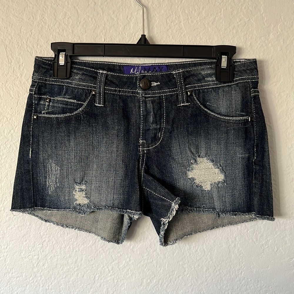 Denim ripped jean shorts